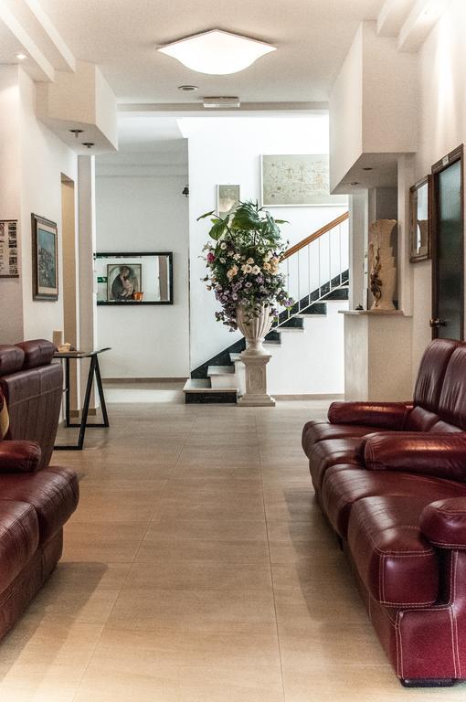 Hotel Carillon Белларія-Іджеа-Марина Екстер'єр фото